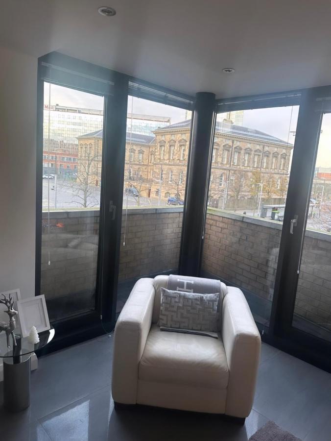 Luxury Apartment Belfast City Centre Overlooking Custom House Sqaure エクステリア 写真